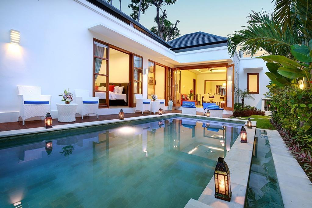 Lucia Beachside * Seminyak (Bali)