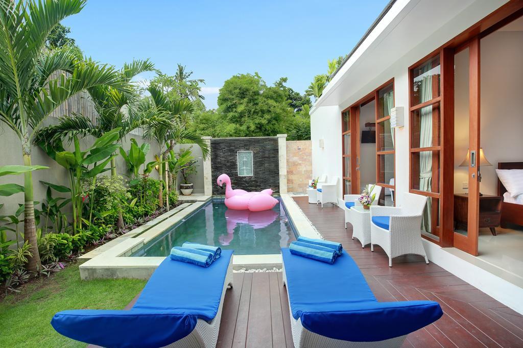Lucia Beachside Villa *